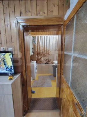 Casă zonă ultracentrală, curte comună, cu loc de parcare - imagine 7