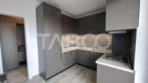 Apartament decomandat 3 camere 2 balcoane bloc cu lift Sibiu - imagine 7
