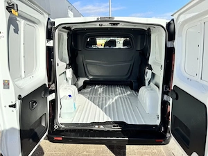 Opel Vivaro Doka 6 Locuri + Duba - imagine 10