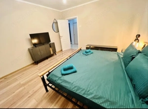 Vand Studio in Piata Ovidiu - imagine 2