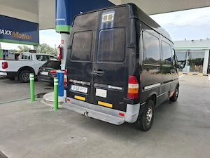 Vand Mercedes Sprinter 208 CDI din 2002, Aer Conditionai Carlig de remorcare Stare tehnica FFF Buna - imagine 5