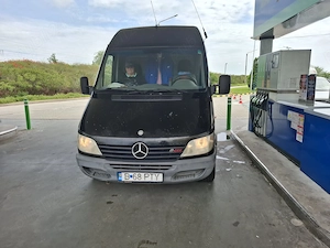 Vand Mercedes Sprinter 208 CDI din 2002, Aer Conditionai Carlig de remorcare Stare tehnica FFF Buna - imagine 2