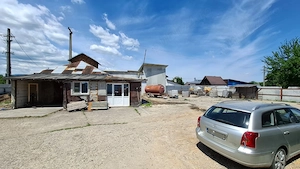 Proprietate industrială comercială de vânzare   11.574 mp teren, acces TIR, la 18 km de Focșani - imagine 6