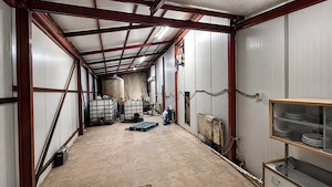 Proprietate industrială comercială de vânzare   11.574 mp teren, acces TIR, la 18 km de Focșani - imagine 9