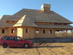 reparați acoperiș