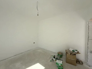 Duplex 3 camere, P+Pod, 80mp utili, 275cmp  teren in Utvin  - imagine 12