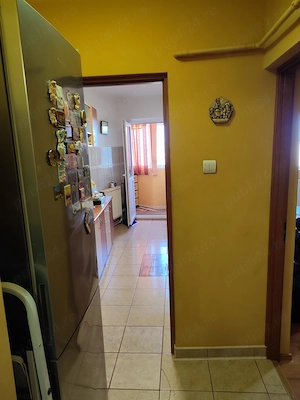 Vând apartament 2 camere decomandat  - imagine 6