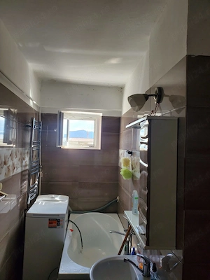 Vand apartament 2 camere Beius - imagine 4