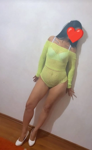 Claudia poze 100% confirm pe wapp la mine sau Hotel 