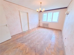 Apartament confort 1 cu balcon generos si multiple spatii de depozitare - imagine 2