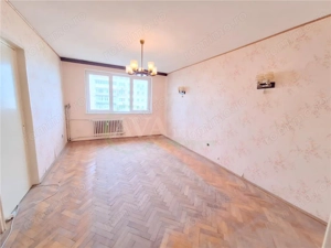 Apartament confort 1 cu balcon generos si multiple spatii de depozitare - imagine 3