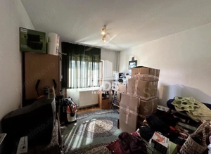 Etaj 2 cu 2 bai in bloc anvelopat, linga Nora