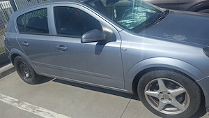 Opel Astra H - imagine 2