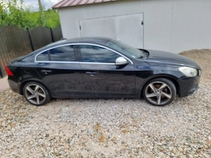 Volvo s 60 R design  - imagine 3