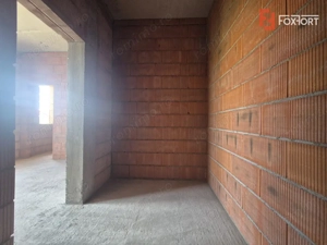 Duplex cu 4 camere de vanzare in localitatea Dumbravita - imagine 4
