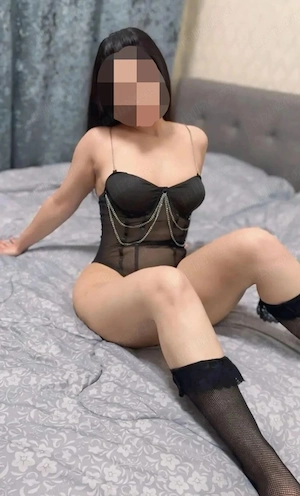 Doamna Milf.Servicii totale