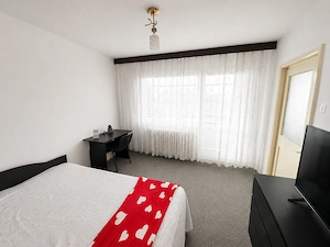  Persoana fizica.Apartament 3 camere. Podu Ros. Palas. - imagine 3