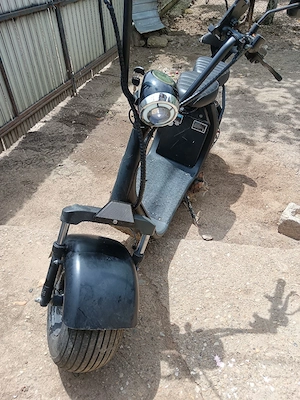 vând scuter electric