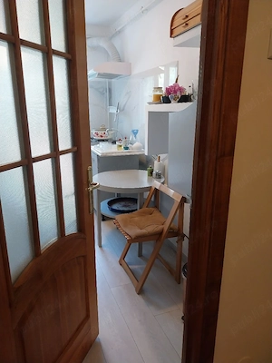 vand apartament