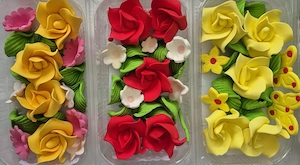Trandafiri zahăr, figurine zahăr pentru ornare tort. Set de 4 cutii