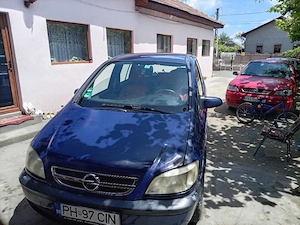 Se vinde Opel zafira