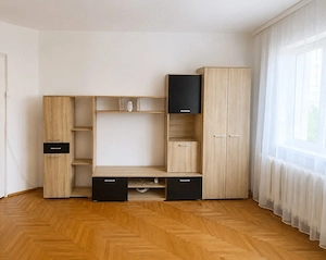 De vânzare apartament 2 camere zona pod Calvaria