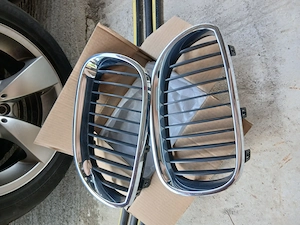 Vand grile Originale bmw e60 - imagine 2