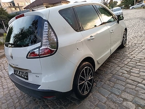 Renault Scénic 1,2 Bose  - imagine 4