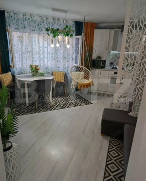 Apartament 2 camere, complet mobilat și utilat, balcon, renovat - Simeria - imagine 2