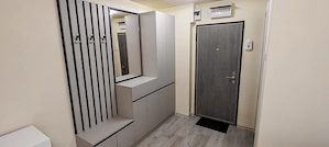 Închiriez apartament cu doua camere 
