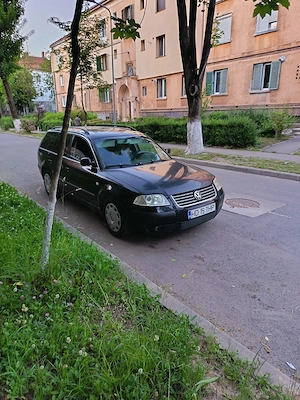 Volkswagen Passat motor2.0 benzină  - imagine 3
