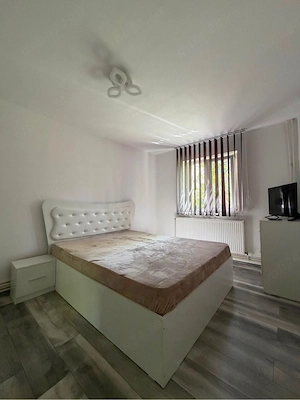 DE INCHIRIAT apartament 2 camere decomandat direct de la proprietar