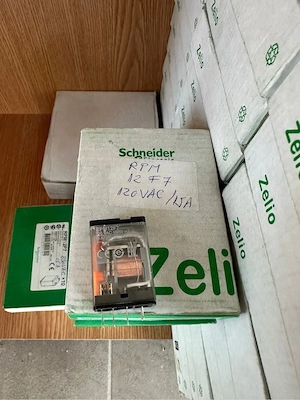  RXM4GB2BD - Releu Schneider Electric Conectabil Miniatura, Zelio Rxm 