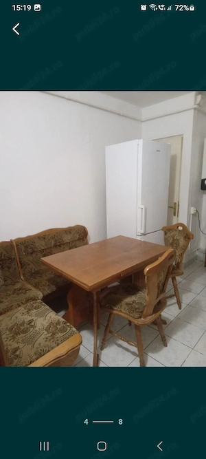 proprietar închiriez apartament cu trei camere semidecomandat în Bacău 