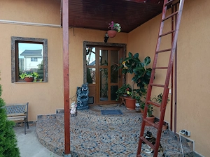 Casa cu mansarda in Cazasu - imagine 3
