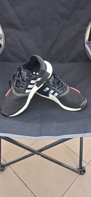 Adidasi bărbați, adidas