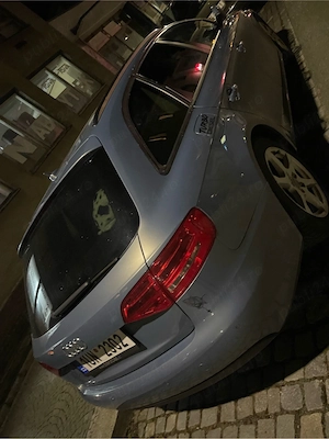 vand audi a4 b8 2011 - imagine 8