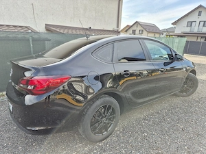 Opel Astra J