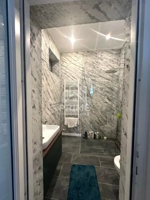  Casă complet renovată | Ultracentral | 4 camere | Teren 829 mp | Aiud - imagine 11