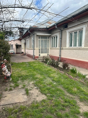 Casă de vânzare Strada Victoriei - imagine 3