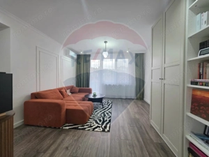 Apartament cu 3 camere de vânzare în zona Centrala Tarnaveni - imagine 2