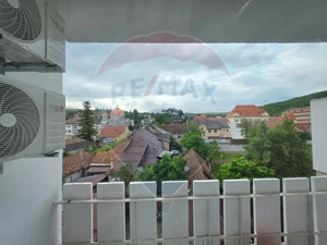Apartament cu 3 camere de vânzare în zona Centrala Tarnaveni - imagine 17