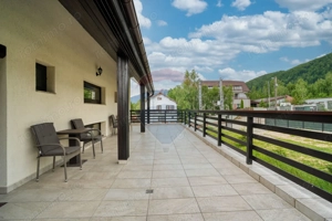 Spațiu, confort și atmosfera perfectă pentru oaspeți speciali - imagine 19