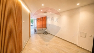 SPAȚIU COMERCIAL STRADAL 108 MP UTILI | ZONĂ CENTRALĂ | VITRINĂ 2.34M - imagine 3