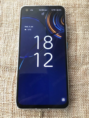 Asus Zenfone 8 128GB android 13