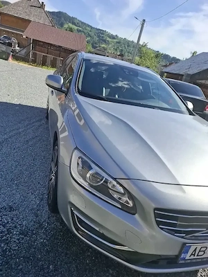 Volvo V60 2017 - imagine 2