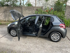 Peugeot 208 - imagine 4