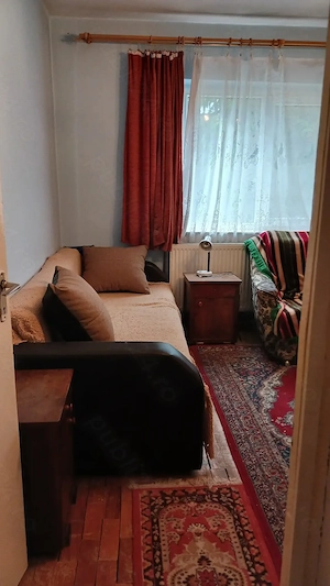  Pe Bd.Republicii, zona Liana, apartament cu 2 camere decomandat,etaj2. - imagine 4