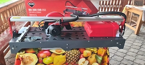 Masina electrica de taiat gresie pe apa
