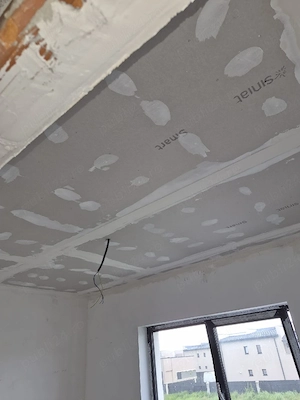 execut lucrări interior exterior 